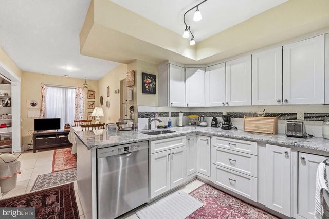 171 CENTURA, Cherry Hill, NJ 08003