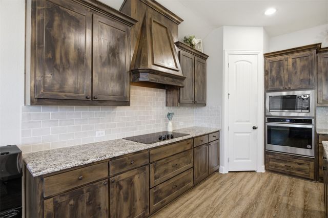 421 Evening Fire Drive, Waxahachie, TX 75167