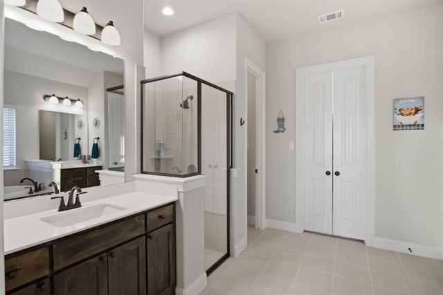 421 Evening Fire Drive, Waxahachie, TX 75167