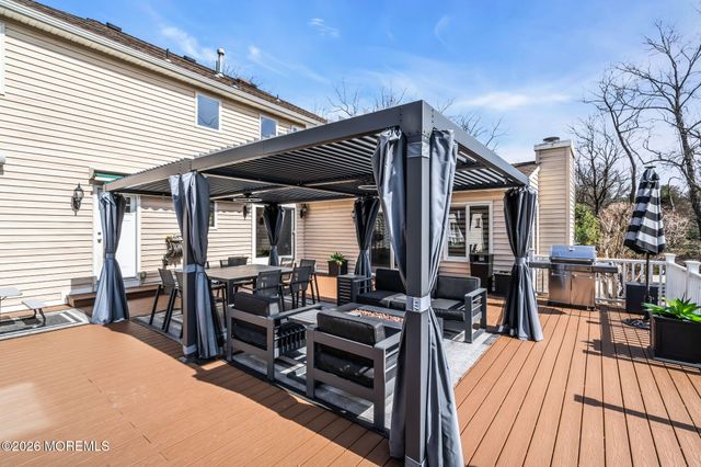 12 Meadowview Drive, Colts Neck, NJ 07722