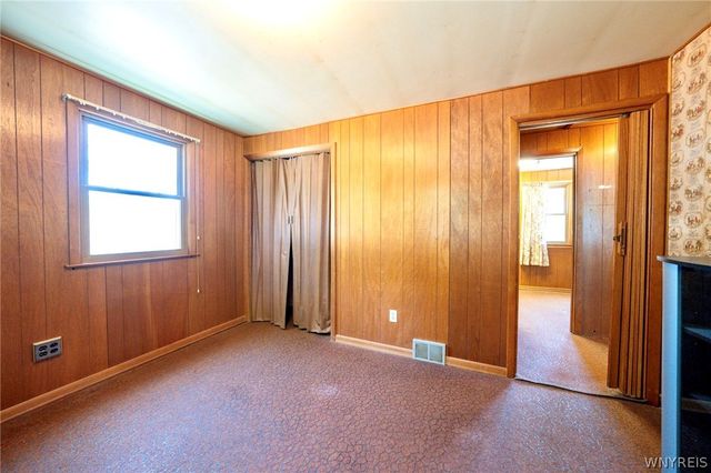58 Castleton Place, Tonawanda, NY 14150