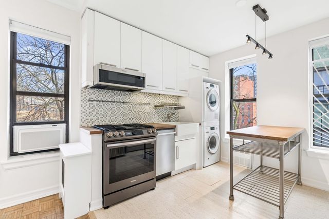 10 Saint Nicholas Ter Apt 3, New York City, NY 10027