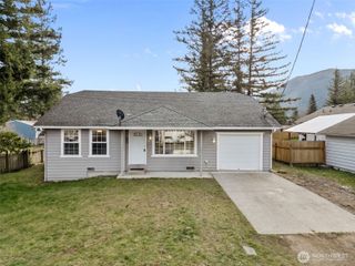 224 7th Street, Gold Bar, WA 98251