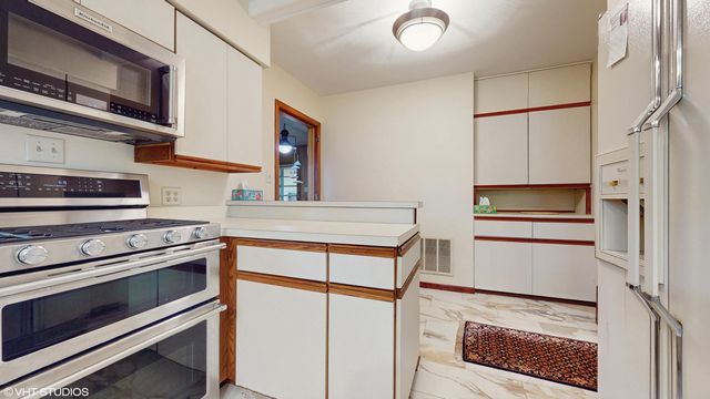 1423 Park Drive, Munster, IN 46321