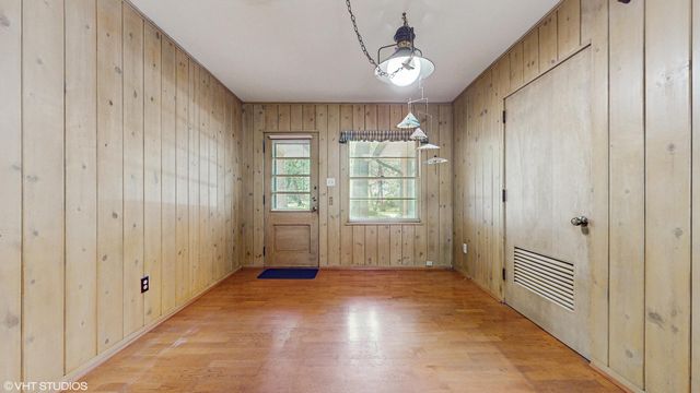 1423 Park Drive, Munster, IN 46321