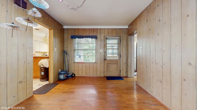 1423 Park Drive, Munster, IN 46321