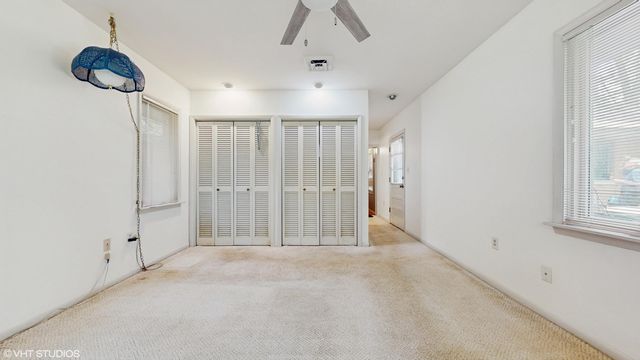1423 Park Drive, Munster, IN 46321