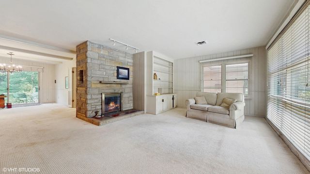 1423 Park Drive, Munster, IN 46321