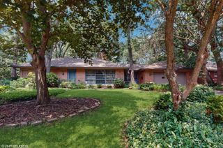 1423 Park Drive, Munster, IN 46321