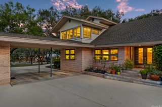 106 Mecca Dr, San Antonio, TX 78232