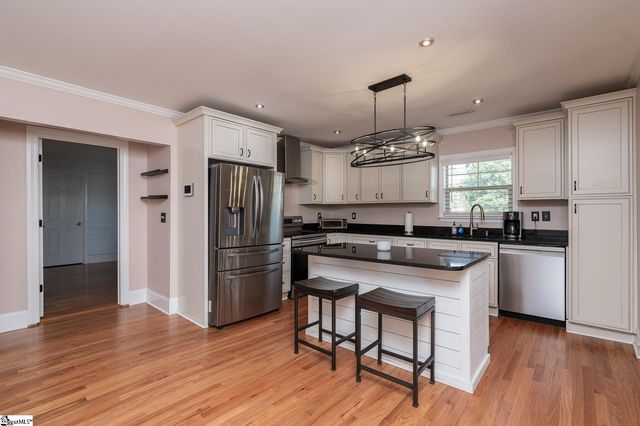 538 S Main Street, Woodruff, SC 29388