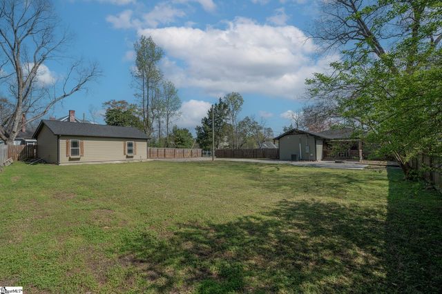 538 S Main Street, Woodruff, SC 29388