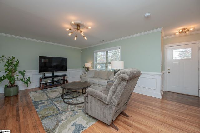 538 S Main Street, Woodruff, SC 29388