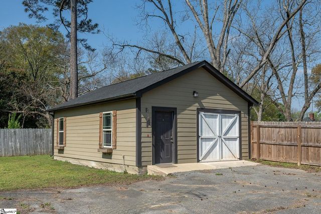 538 S Main Street, Woodruff, SC 29388