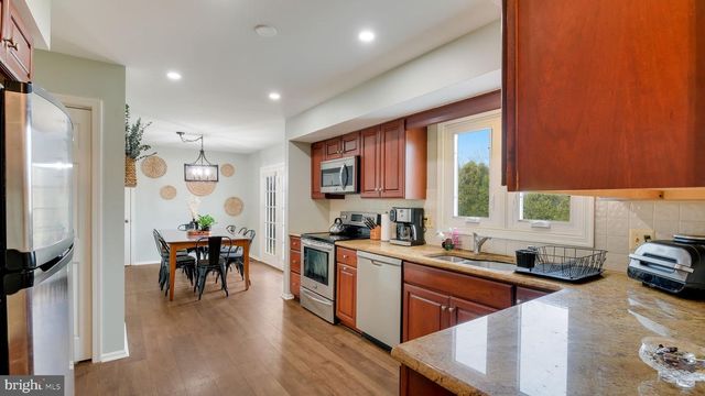 74 HARGRAVE LN, Media, PA 19063