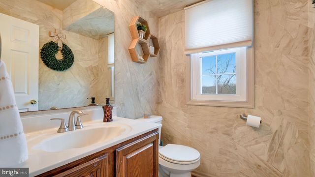 74 HARGRAVE LN, Media, PA 19063