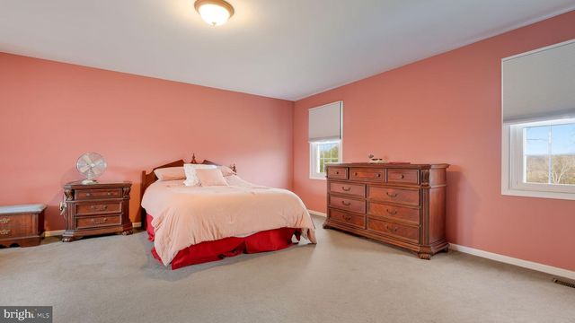 74 HARGRAVE LN, Media, PA 19063