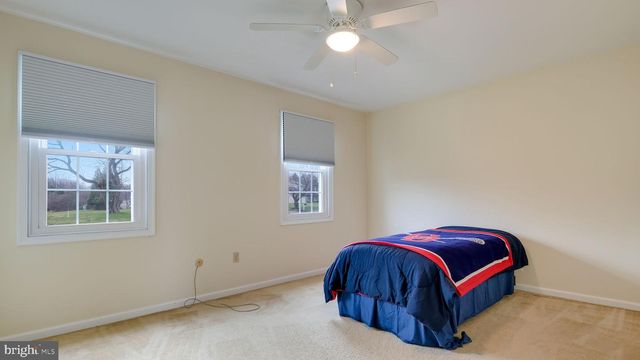 74 HARGRAVE LN, Media, PA 19063