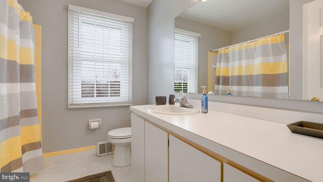 74 HARGRAVE LN, Media, PA 19063