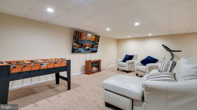 74 HARGRAVE LN, Media, PA 19063