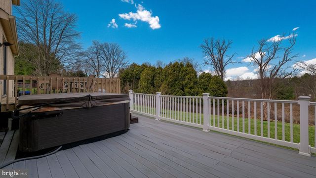 74 HARGRAVE LN, Media, PA 19063