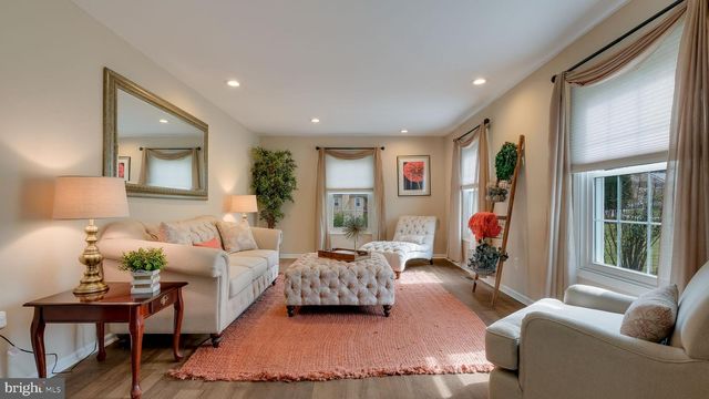 74 HARGRAVE LN, Media, PA 19063