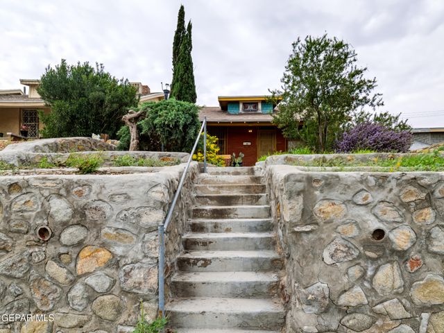 1413 El Paso Street, El Paso, TX 79902