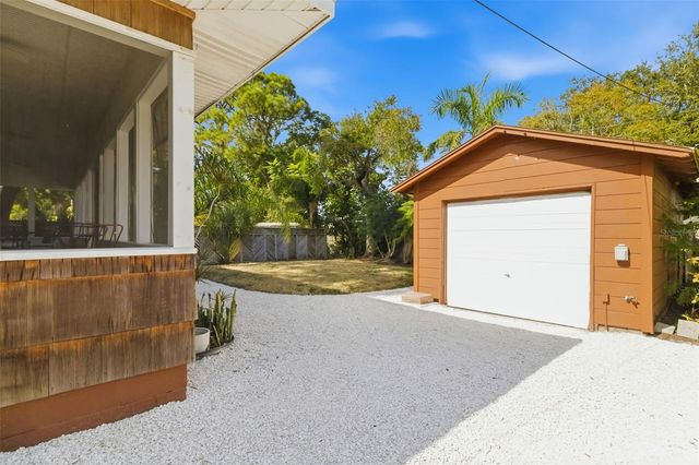 2502 15TH AVENUE W, Bradenton, FL 34205