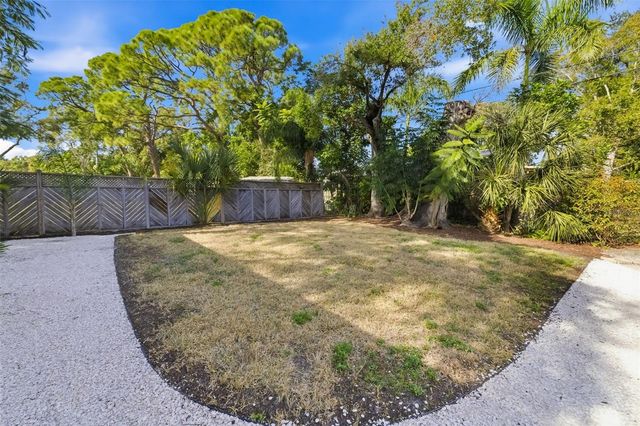 2502 15TH AVENUE W, Bradenton, FL 34205