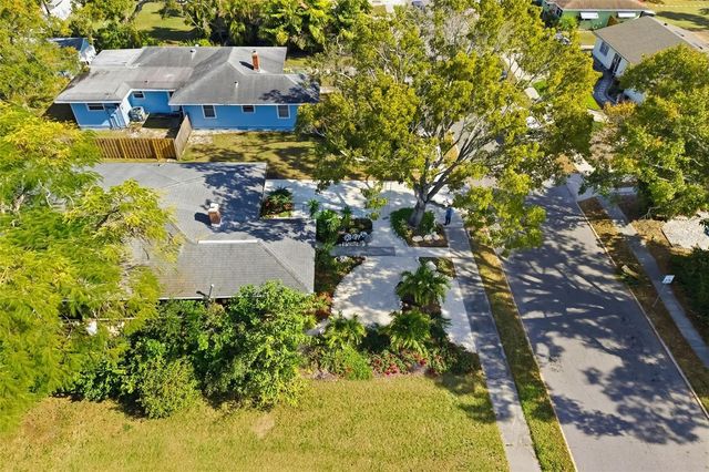 2502 15TH AVENUE W, Bradenton, FL 34205