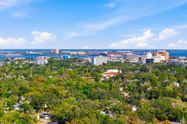 2502 15TH AVENUE W, Bradenton, FL 34205