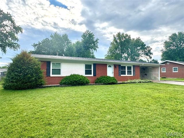 429 Sunset Drive, Waterloo, IL 62298