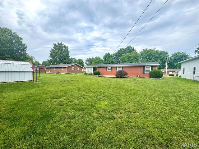 429 Sunset Drive, Waterloo, IL 62298
