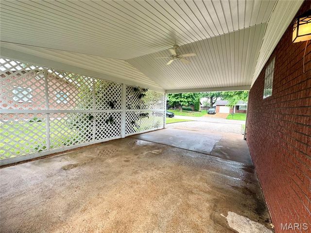 429 Sunset Drive, Waterloo, IL 62298