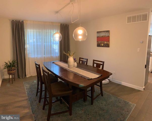 329 CLEMENS RD, Harleysville, PA 19438