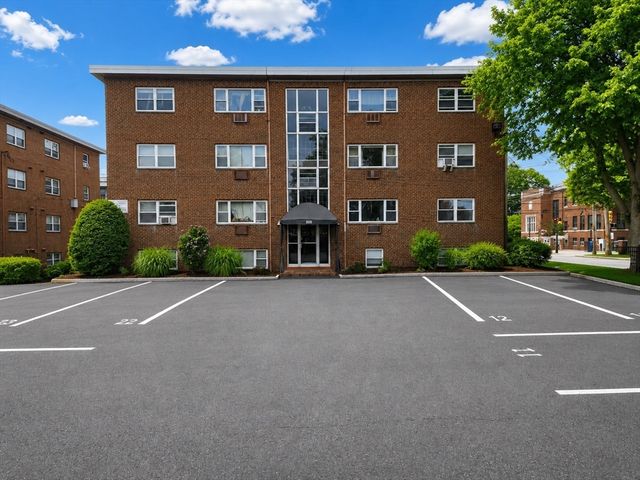 225 Baker 44, Boston, MA 02132