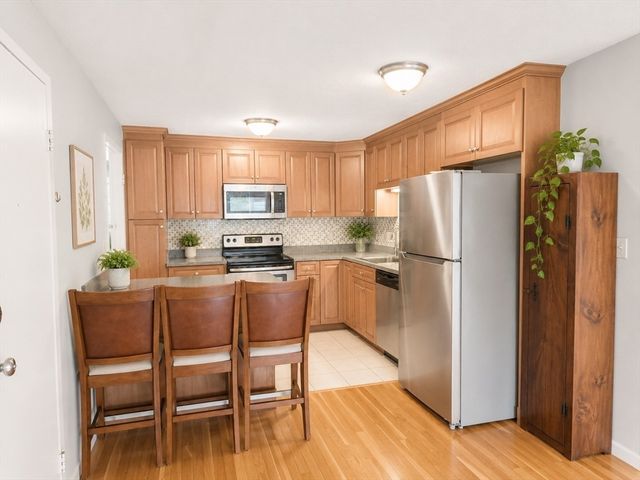 225 Baker 44, Boston, MA 02132