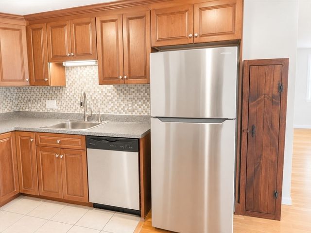 225 Baker 44, Boston, MA 02132
