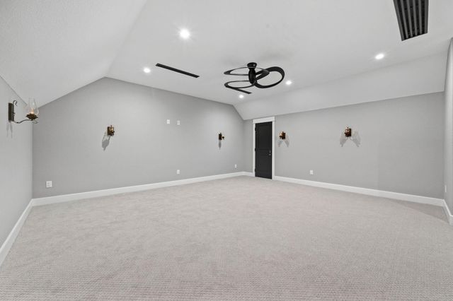 19691 Village Forest Drive, Montgomery, TX 77356