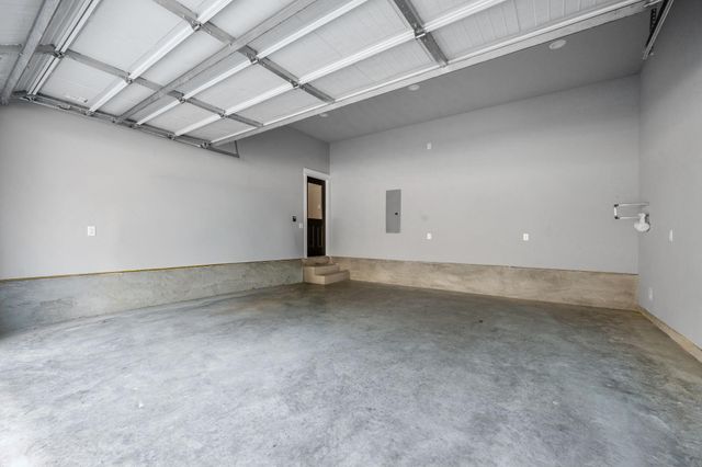 19691 Village Forest Drive, Montgomery, TX 77356
