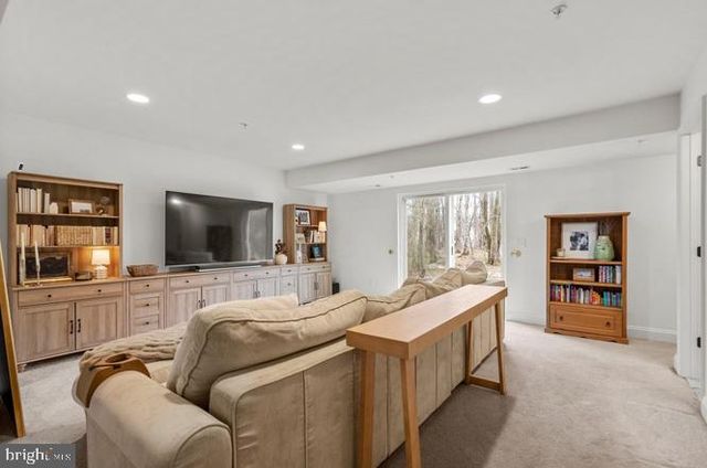 1411 HAILE PKWY, Shady Side, MD 20764