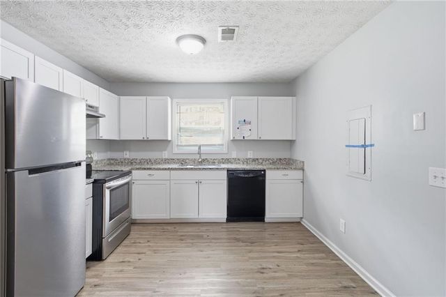 741 Roscoe Davis Road, Monroe, GA 30656