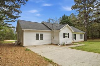 741 Roscoe Davis Road, Monroe, GA 30656