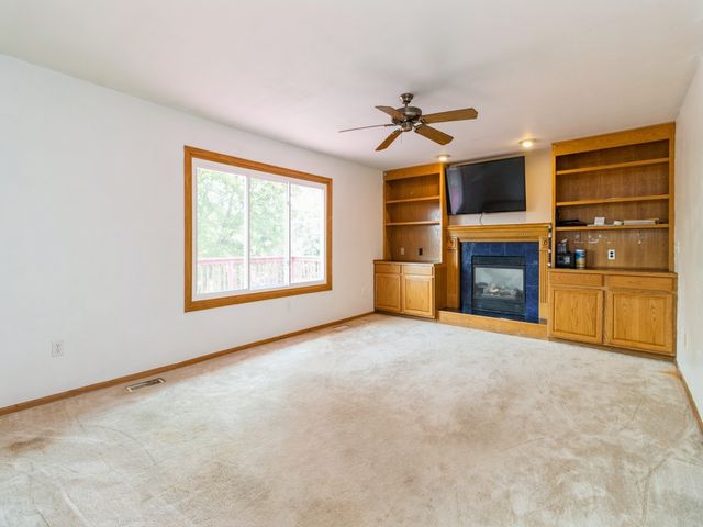 5307 SE 32nd Street, Des Moines, IA 50320