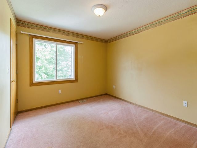 5307 SE 32nd Street, Des Moines, IA 50320