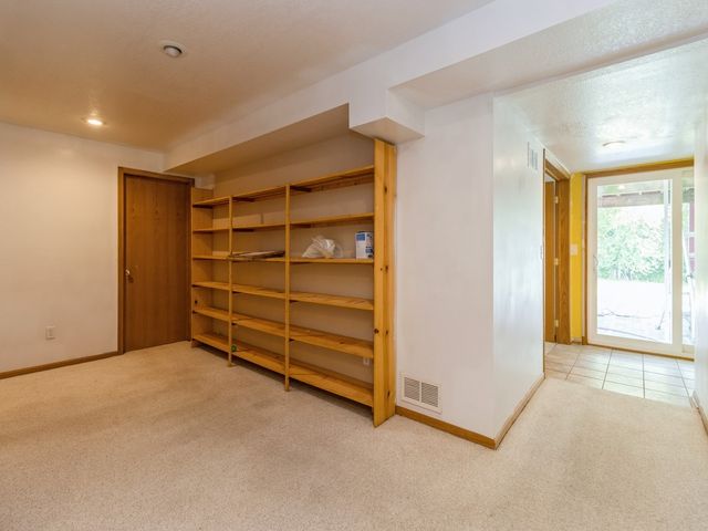 5307 SE 32nd Street, Des Moines, IA 50320