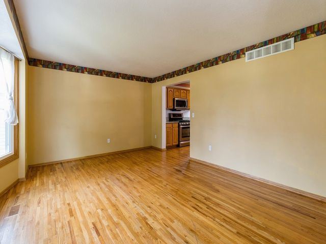 5307 SE 32nd Street, Des Moines, IA 50320