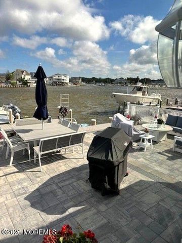 706 Fairview Lane, Forked River, NJ 08731