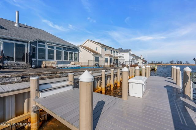 706 Fairview Lane, Forked River, NJ 08731