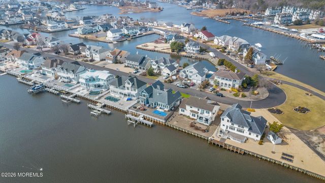 706 Fairview Lane, Forked River, NJ 08731